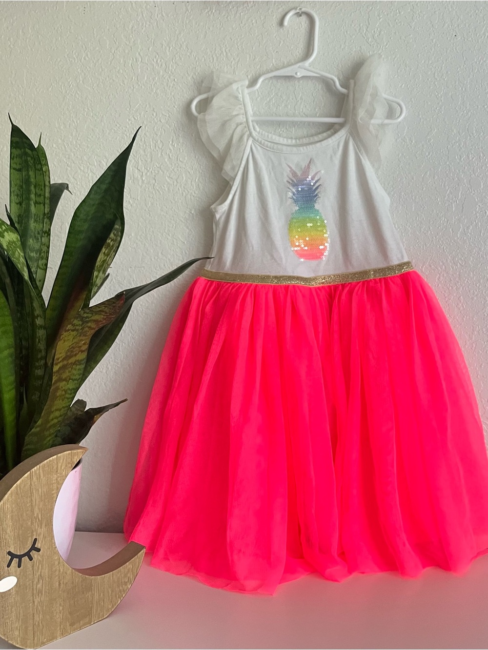 Cat & Jack Girls White Top Pink Tulle Pineapple Sequin Dress